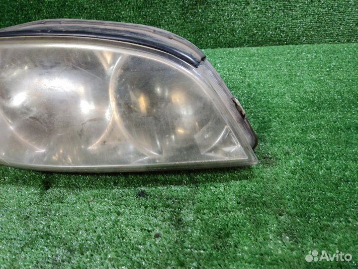 Фара правая Kia Spectra