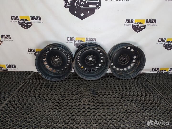 Штампованный диск R16