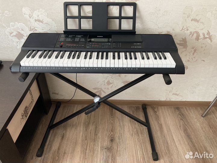 Синтезатор casio CT-X700
