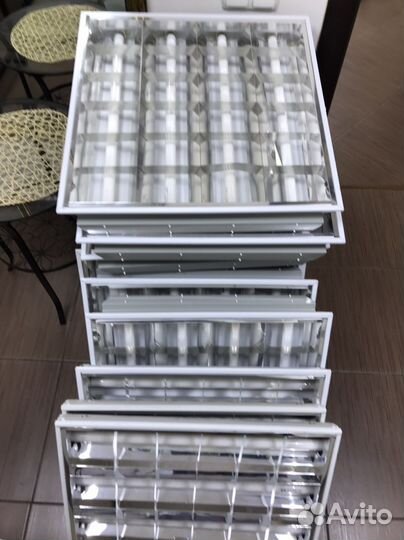 Светильник потолочный,лампы,потолочное освещение,э