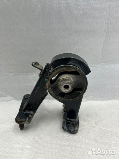Подушка двигателя задняя Toyota Corolla E180/E181