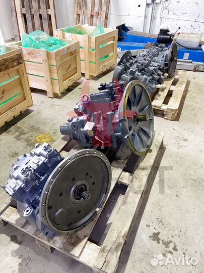 Основной насос Hitachi ZX200-3F 9262319