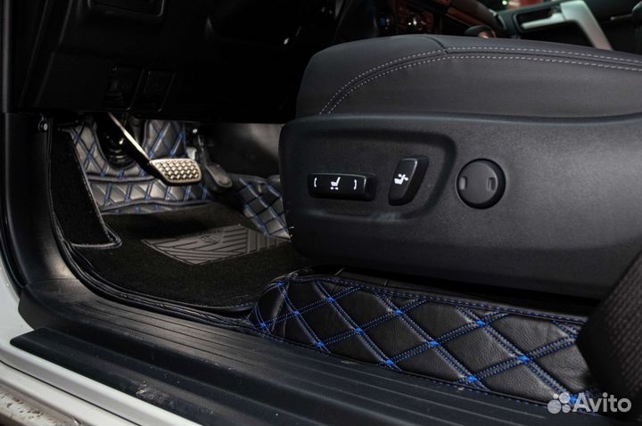 Коврик в багажник на Toyota prado