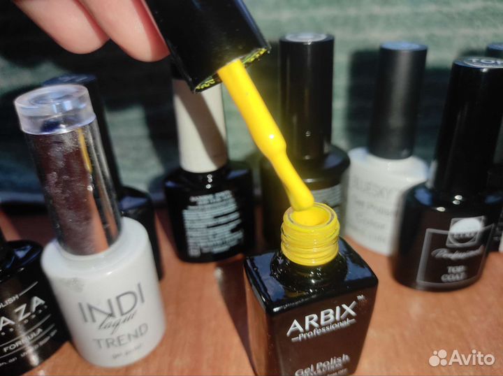 Гель-лак для ногтей