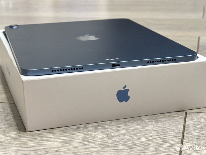 Apple iPad Air 5-ого поколения (2022, M1) Blue