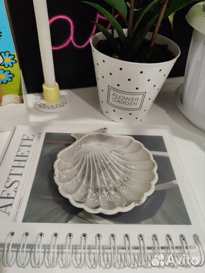 Гипсовая подставка ракушка
