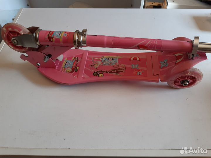 Продам детский самокат для девочки