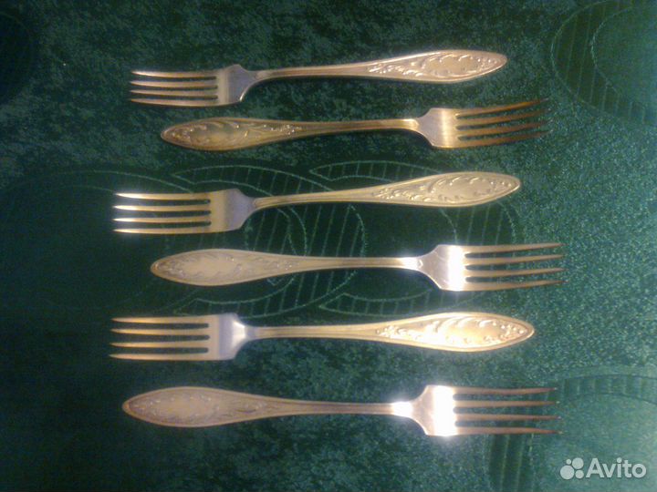 Посеребренные столовые вилки