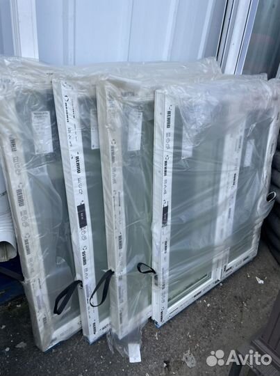 Окно Rehau 1150мм*1170мм поворотно-откидное