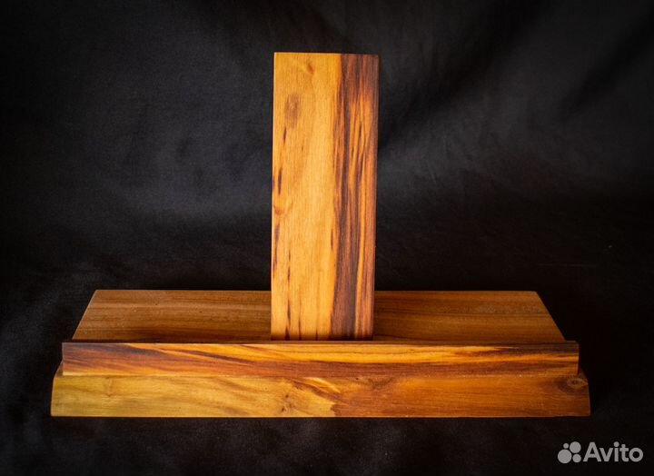 Подставка для планшета деревянная