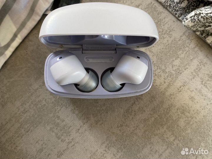 Беспроводные наушники jbl 215 tws