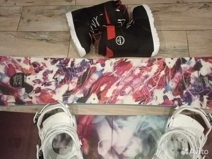 Сноуборд комплект новый
