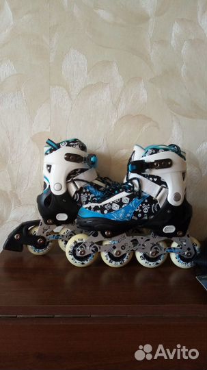 Роликовые коньки детские с щитками для ладоней