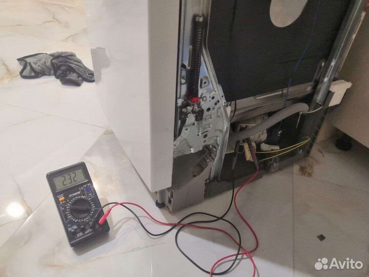 Ремонт стиральных машин. Холодильников