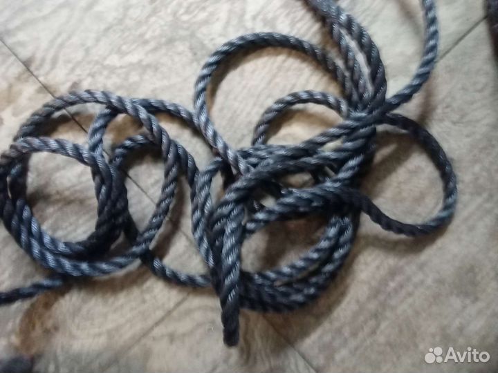 Трос буксировочный