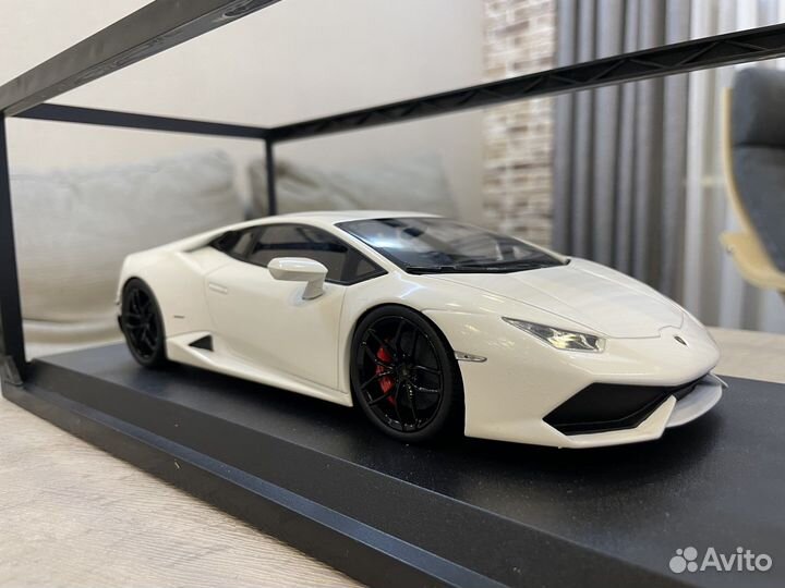 1:18 Lamborghini Huracan LP610-4