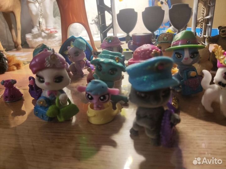 Игрушка кошки модницы