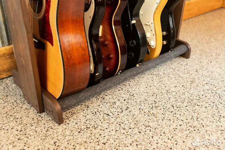 Деревянная гитарная стойка для нескольких гитар