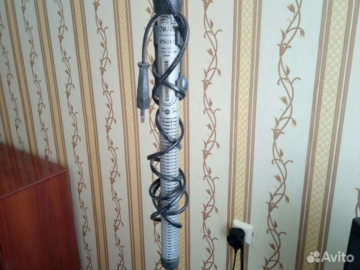 Водонагреватель для аквариума с терморегулятором
