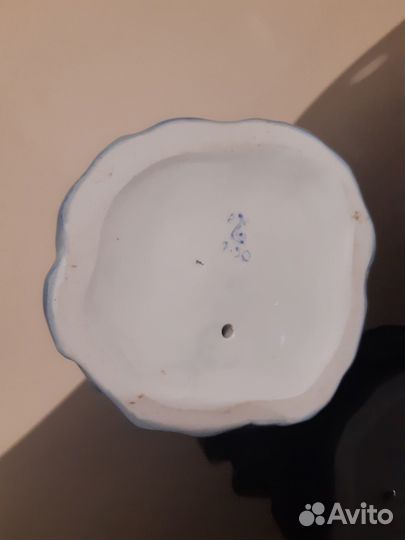 Статуэтка фарфоровая 