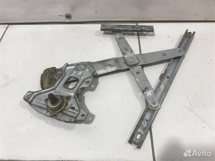 Стеклоподъемник механ. задний правый Daewoo Matiz