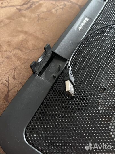 Подставка с охлаждением для ноутбука