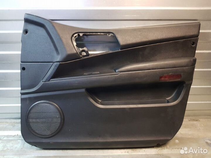 Обшивка двери передней правой Ssangyong Korando