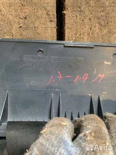 Накладка торпеды подушки без от Mercedes Vito 2001