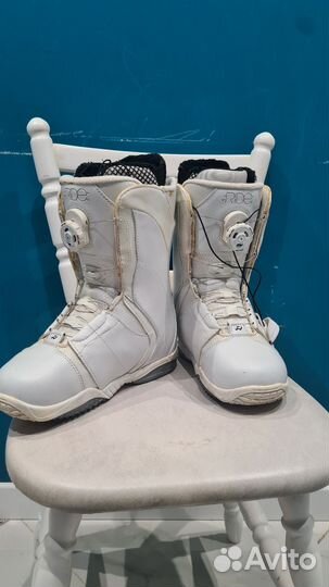 Сноубордические ботинки женские 38