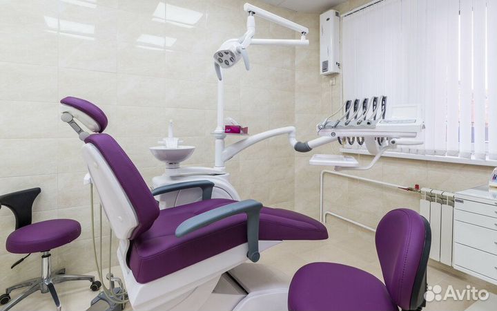 Врач стоматолог