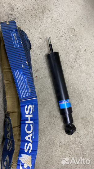 Амортизатор задний тойота