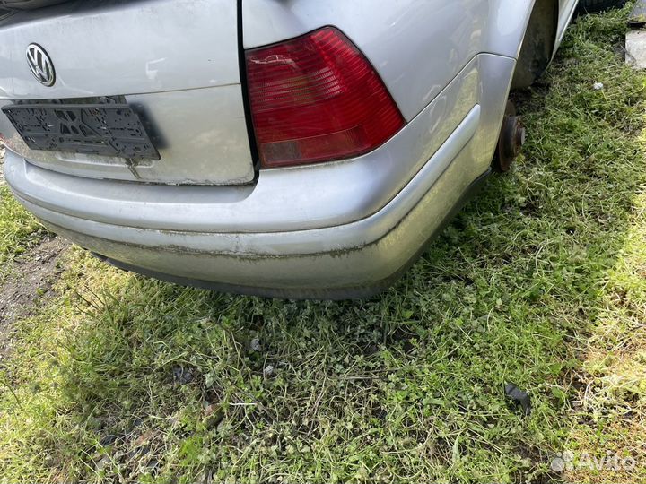 Фольцваген джетта задний бампер