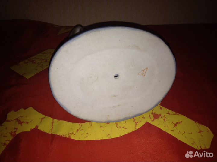 Фарфоровая статуэтка. Гжель