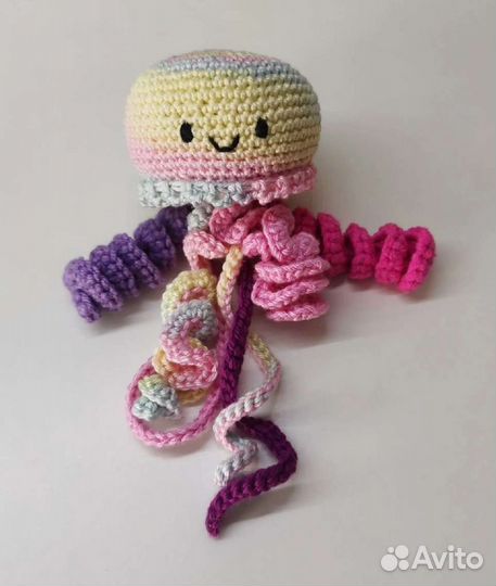 Медузы. Вязаные Игрушки