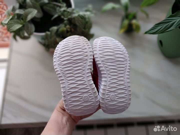 Кроссовки для мальчика. Размер 23