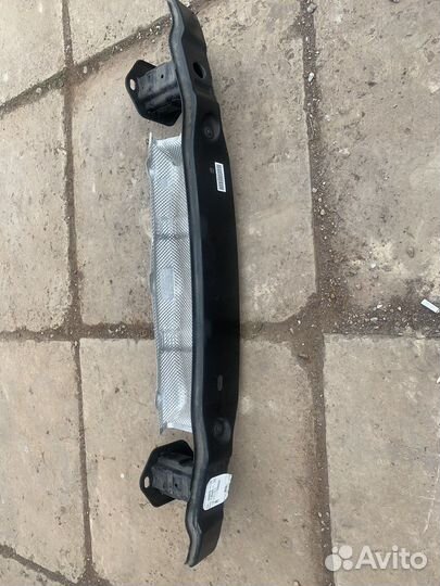 Усилитель заднего бампера BMW F20