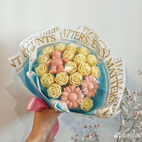 Букет из бельгийского шоколада (розы, ромашки)