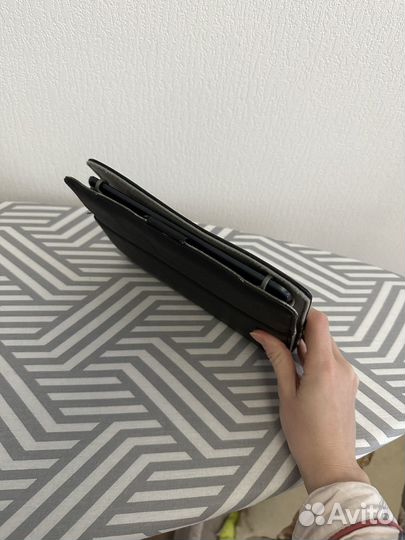 iPad mini (Wi-Fi + Cellular)