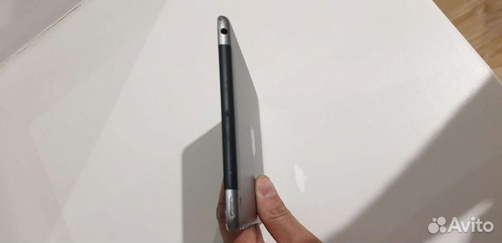 iPad mini 16 gb cellular с сим картой