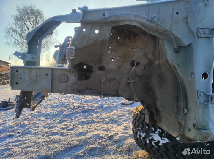 Кузов toyota yaris 1