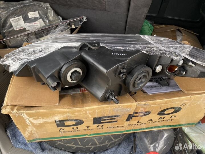 Фара правая на toyota camry 30