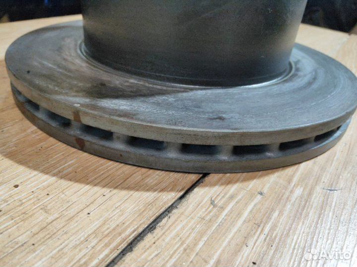 Тормозной диск задний Mercedes-Benz Sprinter W906