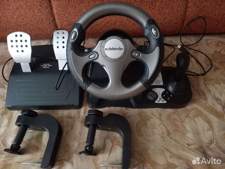 Руль игровой с педалями для компьютера