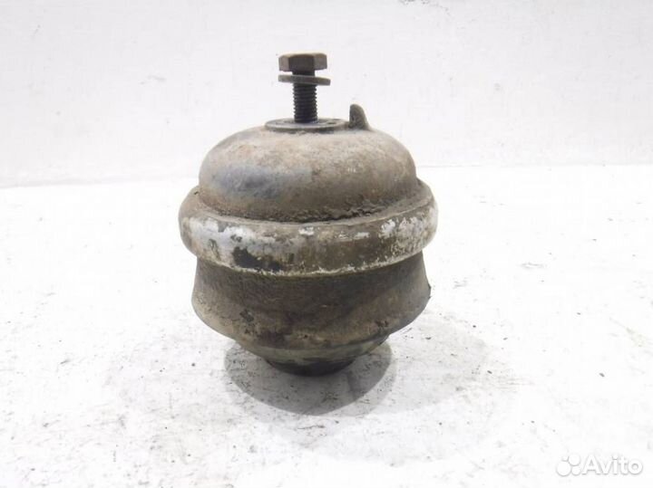 Подушка двигателя Mercedes W124 E