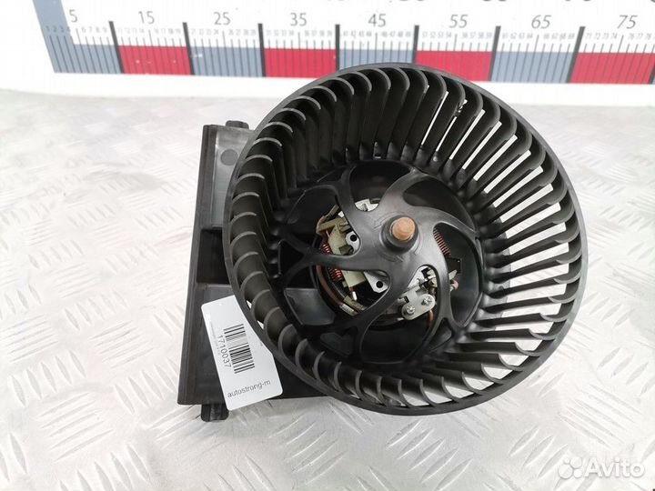 Моторчик печки Volkswagen Golf 3 1998 1J1819021C