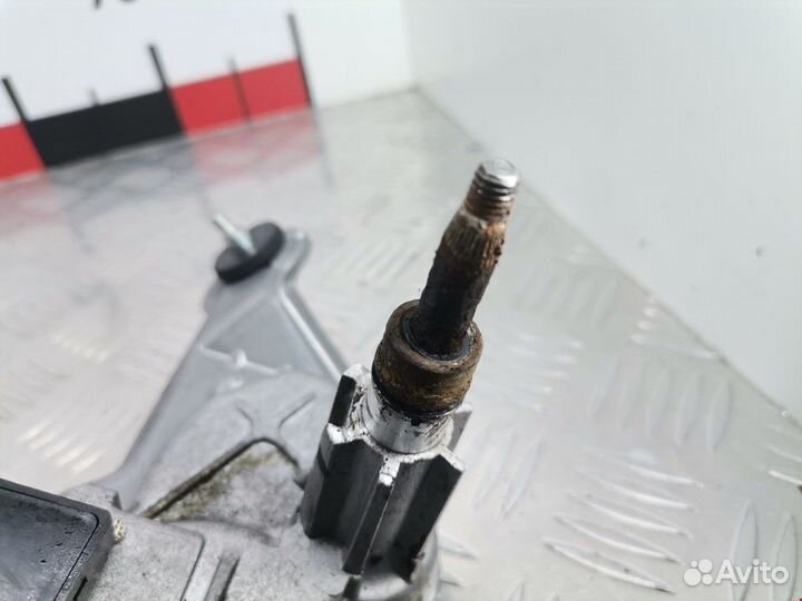 Моторчик заднего стеклоочистителя (дворника) Lexus