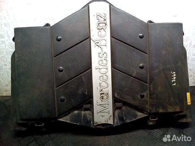 Корпус воздушного фильтра Mercedes-Benz S-Класс