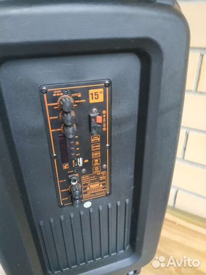 Блютуз колонка