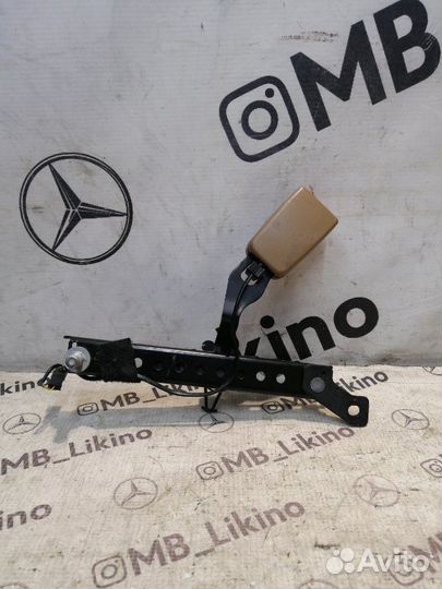 Замок ремня безопасности задний левый Mercedes