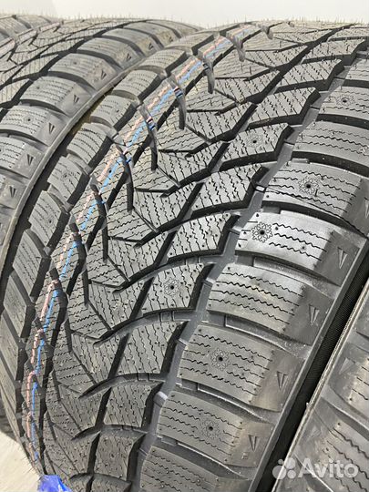 Tri Ace Snow White II 285/45 R20 112H